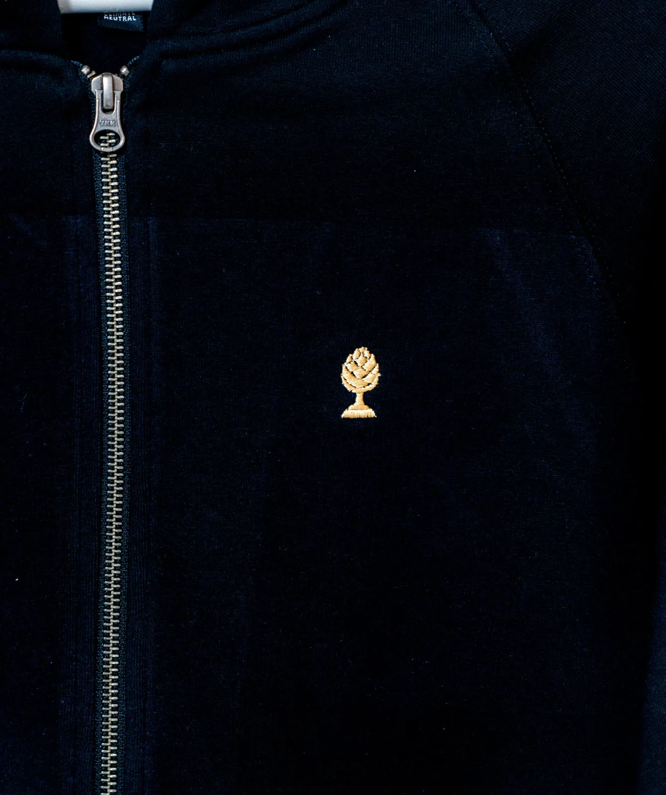 LOGO GOLD Special Edition 100% Biobaumwolle Sweatjacke UNISEX, Ansicht 2