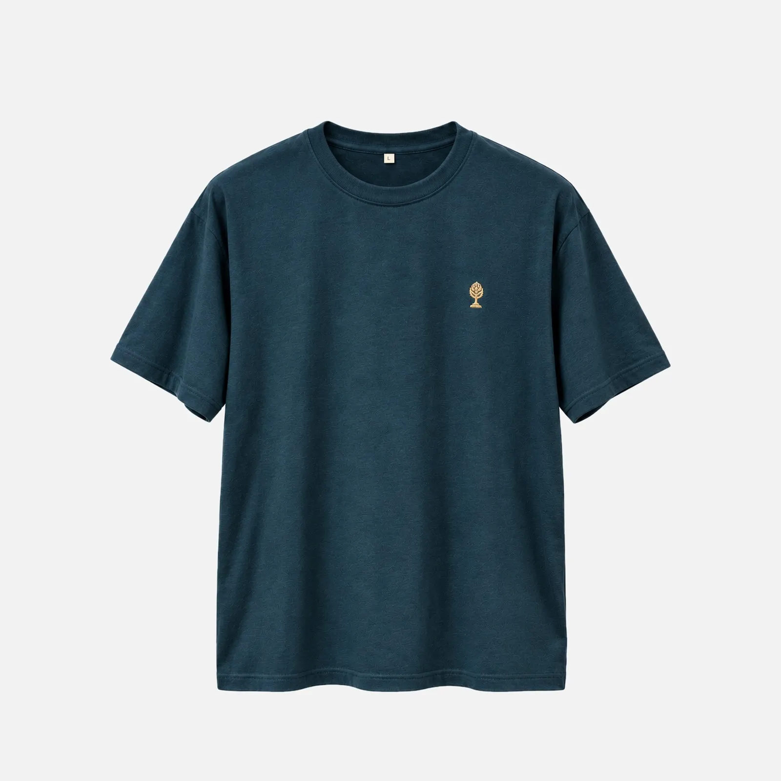 LOGO GOLD T-Shirt in Petrol mit gold gestickter Zirbelnuss