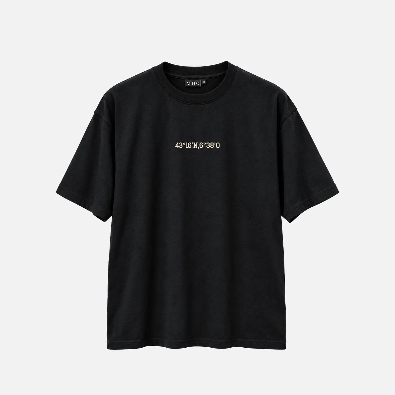 Oversize T-Shirt ST. TROPEZ in Schwarz mit Koordinaten von St. Tropez
